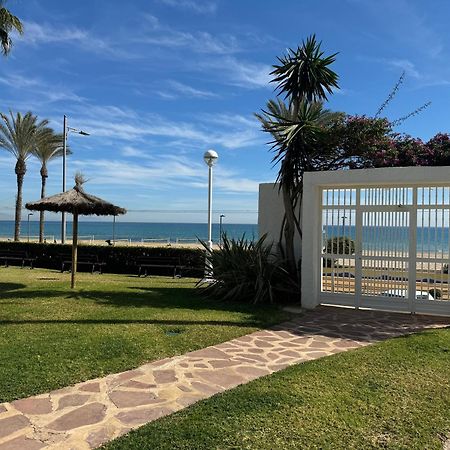 Apartamento Muchavista Primera Linea De Playa By El Conserje El Campello Buitenkant foto