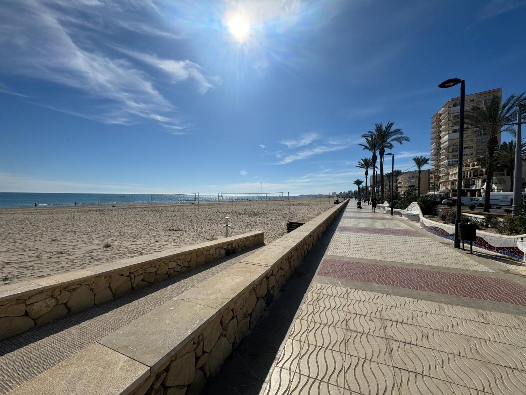 Apartamento Muchavista Primera Linea De Playa By El Conserje El Campello Buitenkant foto