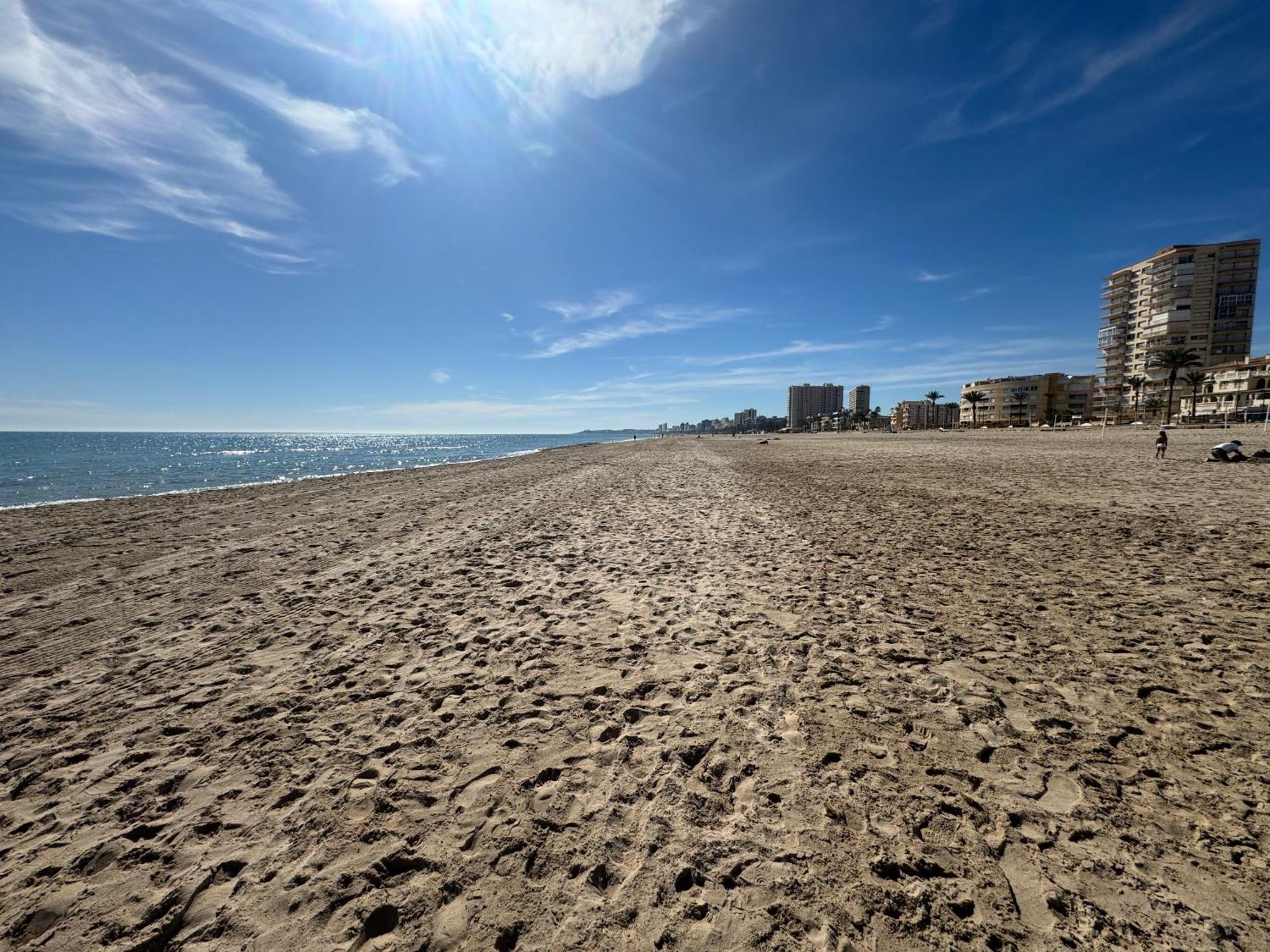 Apartamento Muchavista Primera Linea De Playa By El Conserje El Campello Buitenkant foto